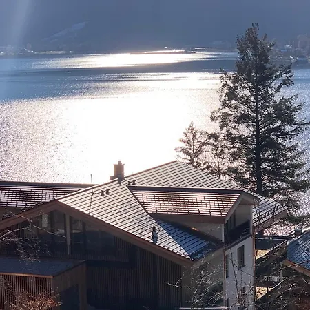- Seeblick, Terrasse, Berge Тегернзее