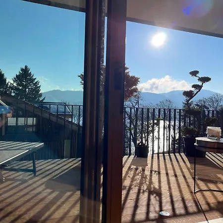 - Seeblick, Terrasse, Berge Апартаменты Тегернзее